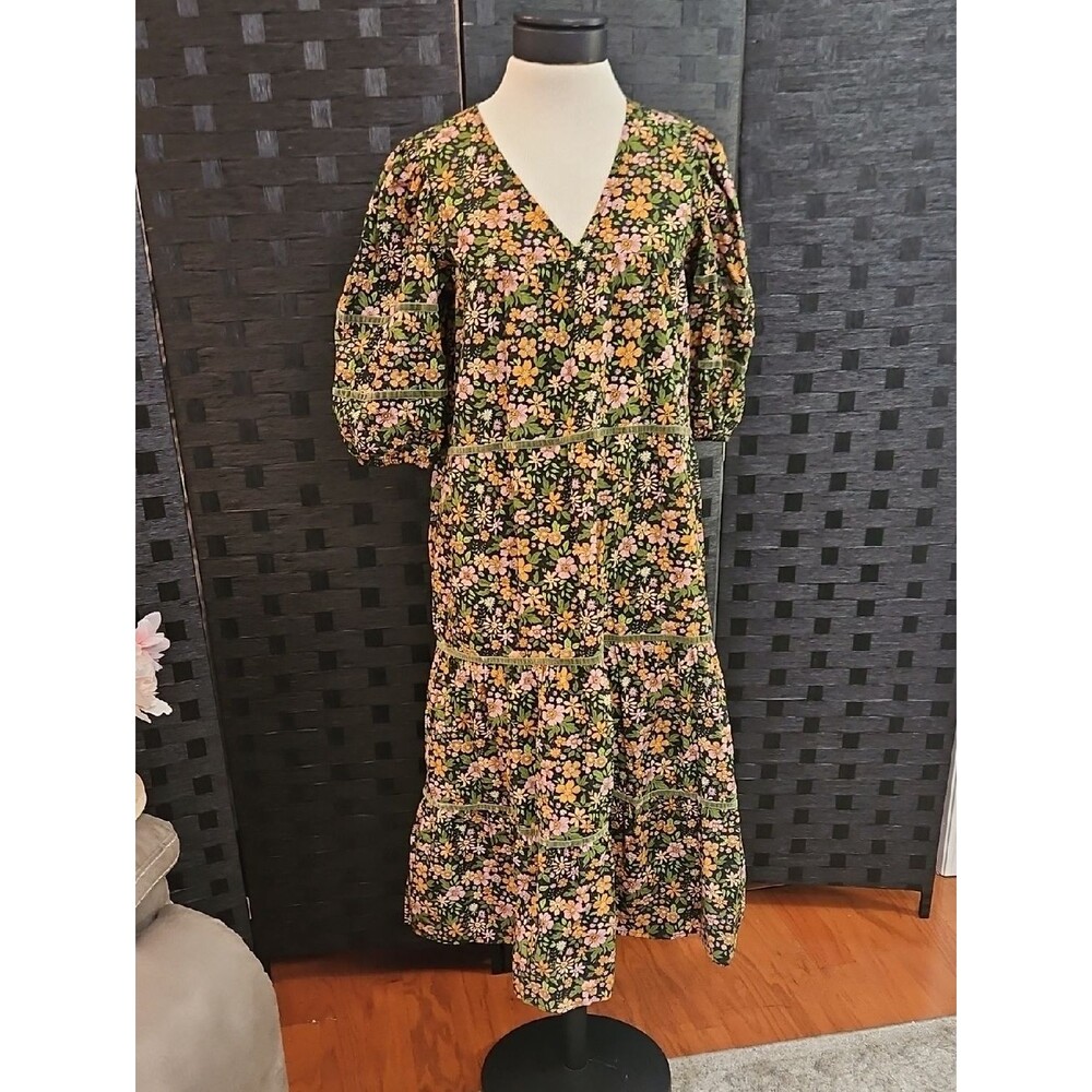 Olivia James The Label Floral V-Neck Midi Dress in Green and Pink Size Small
